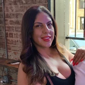 Meet your Posher, Christine